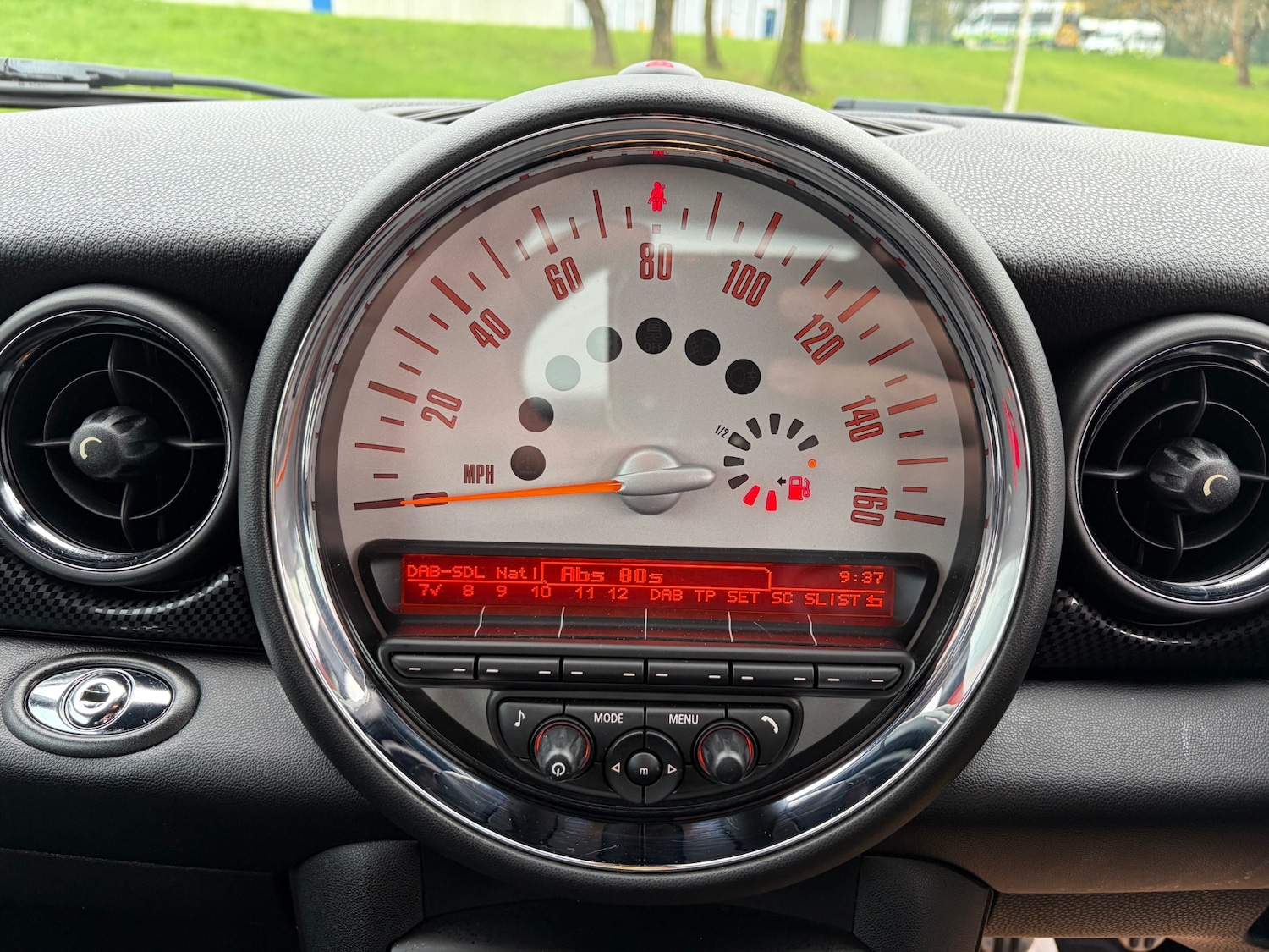 Used MINI Roadster 2014 for sale - 76504539: Photo 9