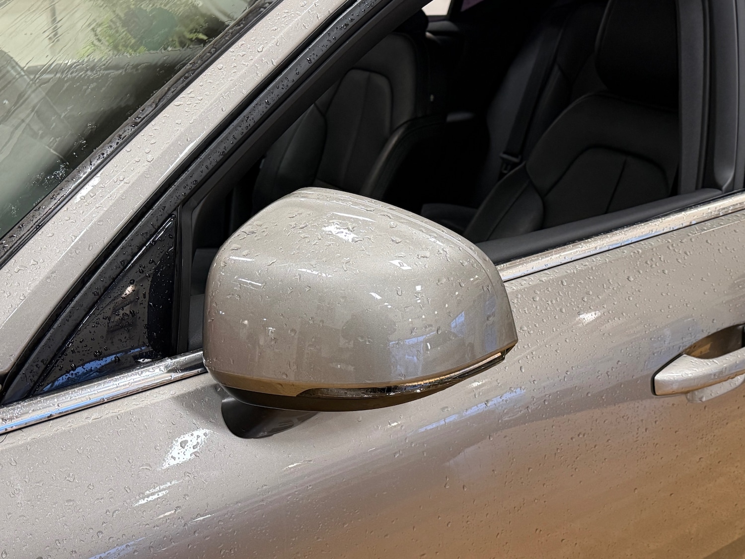 Used Volvo XC40 2021 for sale - 77261701: Photo 3