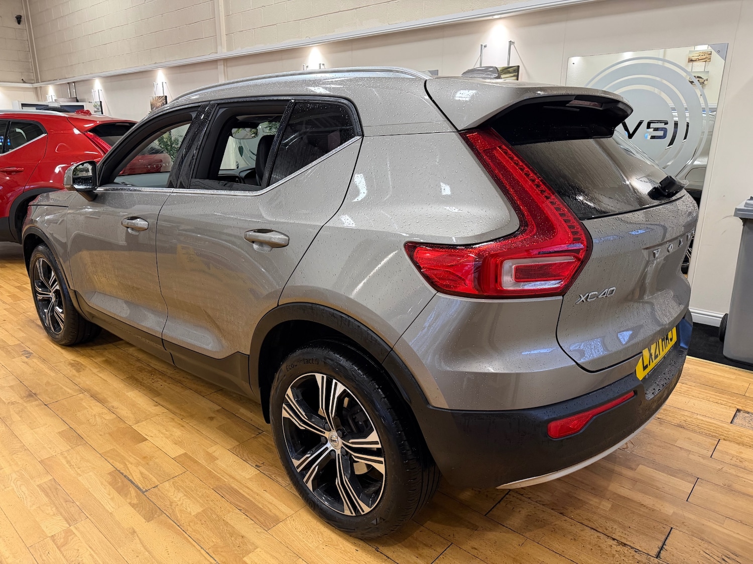 Used Volvo XC40 2021 for sale - 77261701: Photo 4