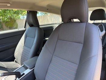 Used Volvo C30 2010 for sale - 78699359: Photo