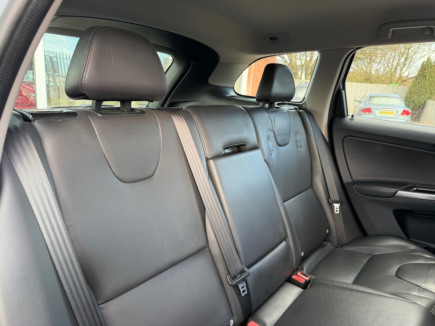 Used Volvo XC60 2017 for sale - 78053108: Photo 10