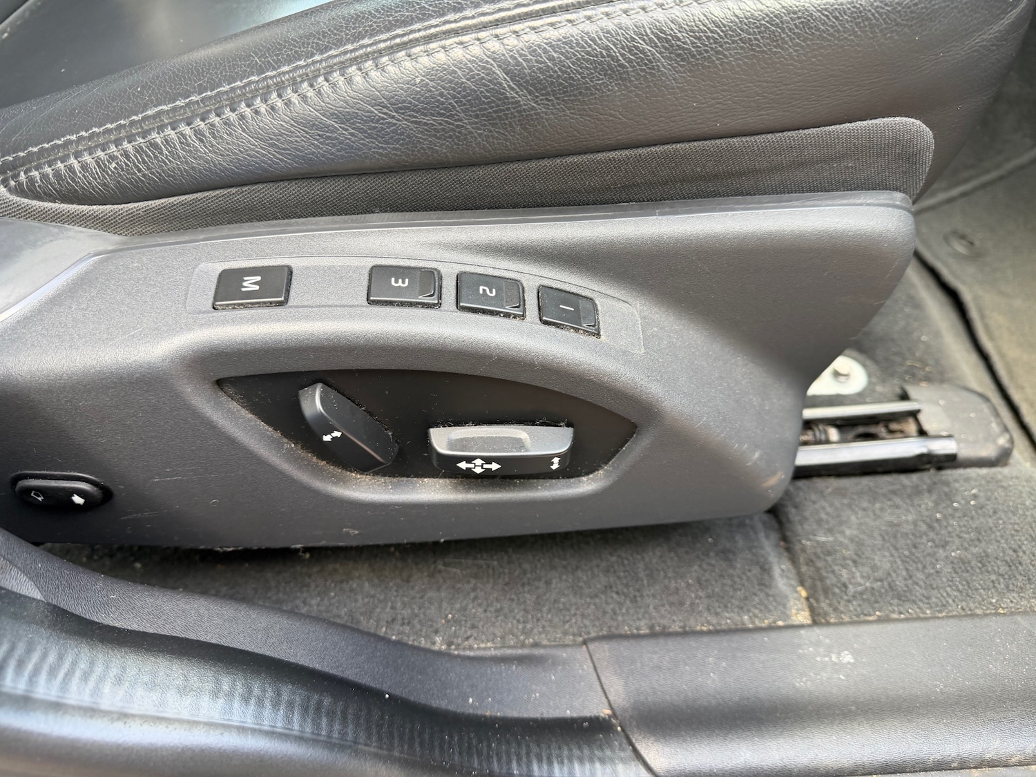 Used Volvo XC60 2017 for sale - 78053108: Photo 12