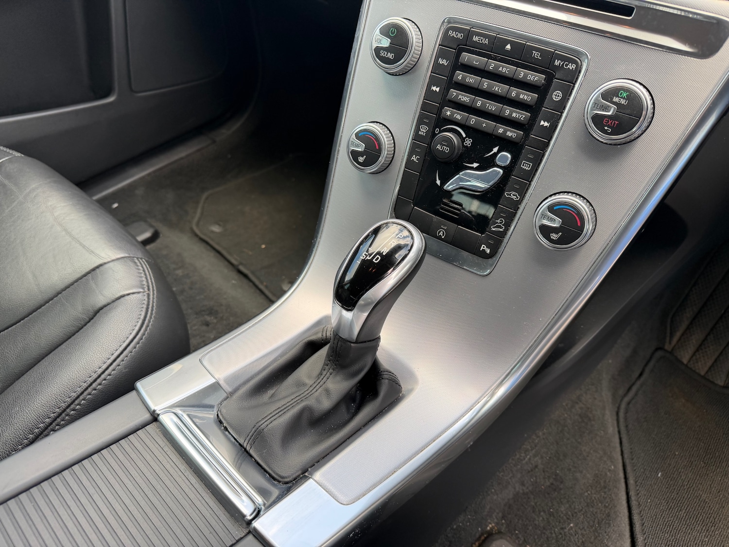 Used Volvo XC60 2017 for sale - 78053108: Photo 18