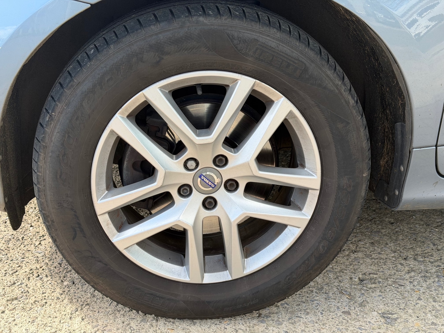 Used Volvo XC60 2017 for sale - 78053108: Photo 3