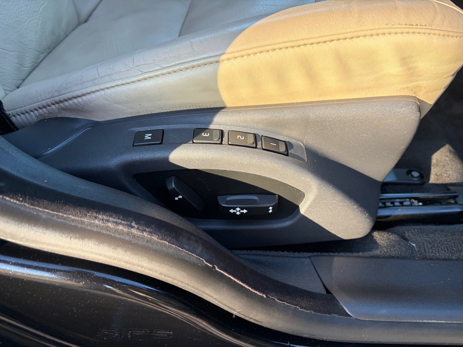 Used Volvo V70 2009 for sale - 76693872: Photo 14