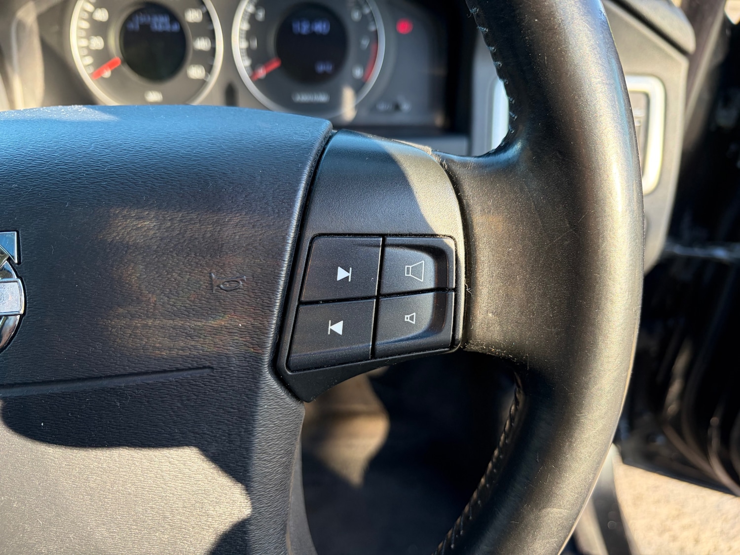 Used Volvo V70 2009 for sale - 76693872: Photo 21