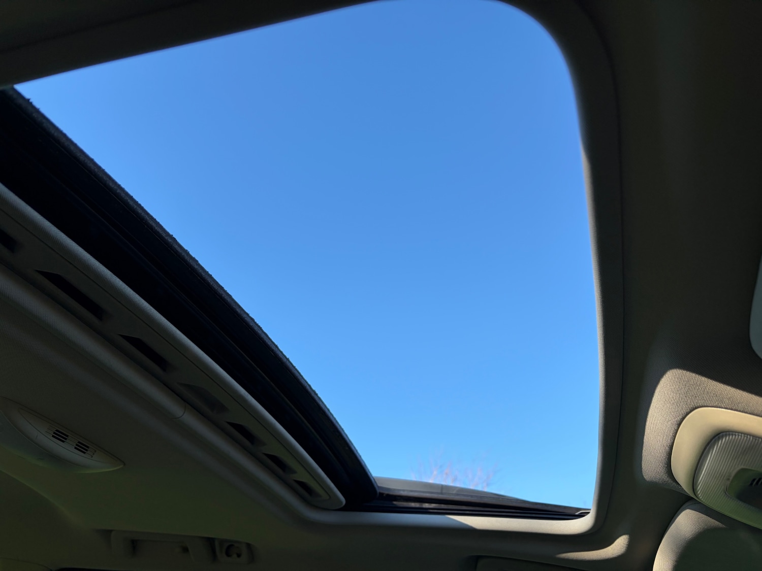 Used Volvo V70 2009 for sale - 76693872: Photo 26