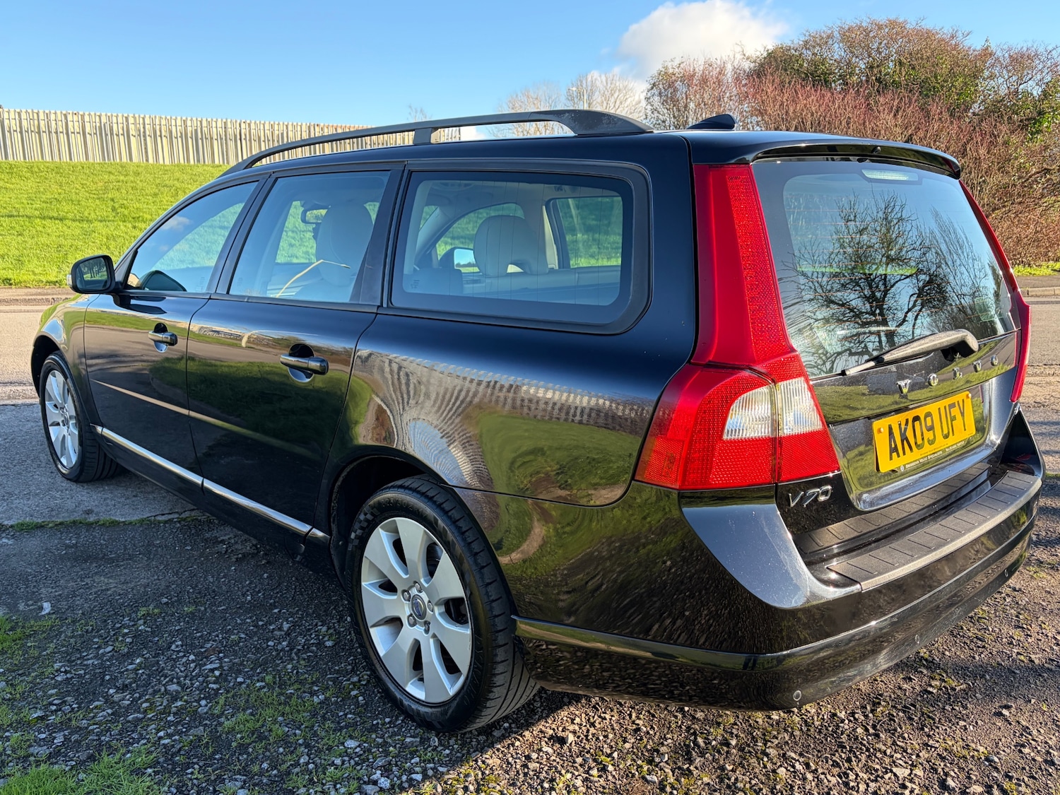 Used Volvo V70 2009 for sale - 76693872: Photo 7
