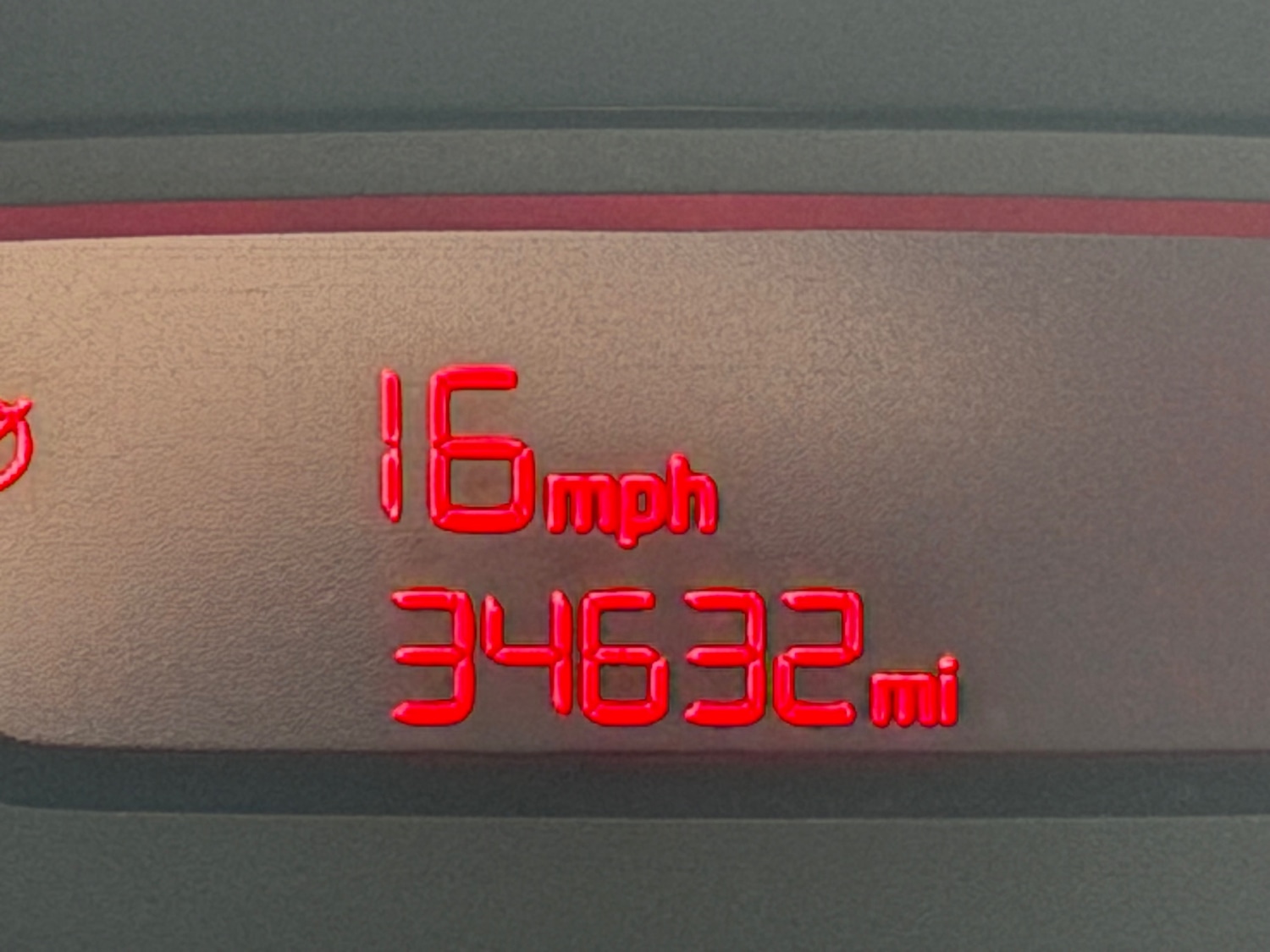 Used Volkswagen up! 2014 for sale - 77983537: Photo 23