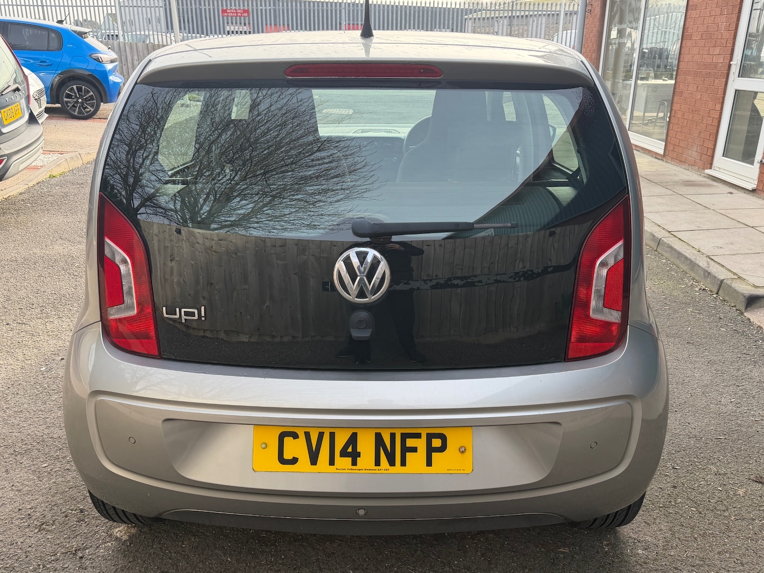 Used Volkswagen up! 2014 for sale - 77983537: Photo 8