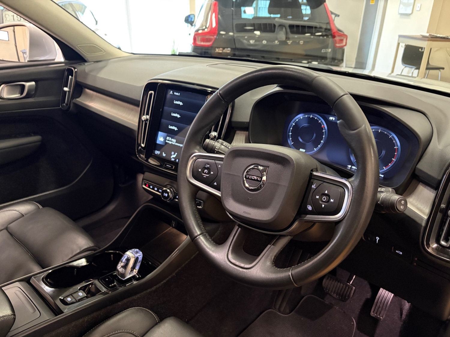 Used Volvo XC40 2020 for sale - 76421936: Photo 12