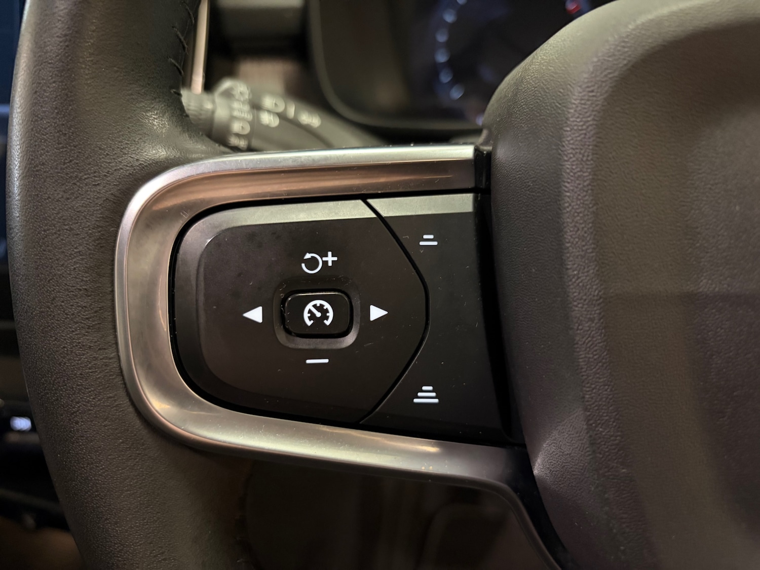 Used Volvo XC40 2020 for sale - 76421936: Photo 16