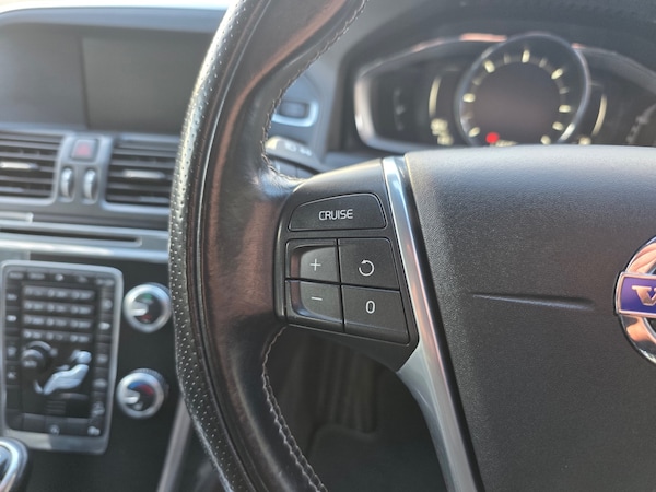 Used Volvo XC60 2017 for sale - 76170352: Photo 13