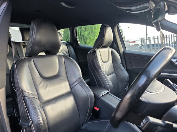 Used Volvo XC60 2017 for sale - 76170352: Photo 8