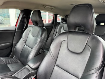 Used Volvo V40 2016 for sale - 78815223: Photo