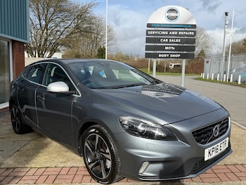 Used Volvo V40 2016 for sale - 77530201: Photo
