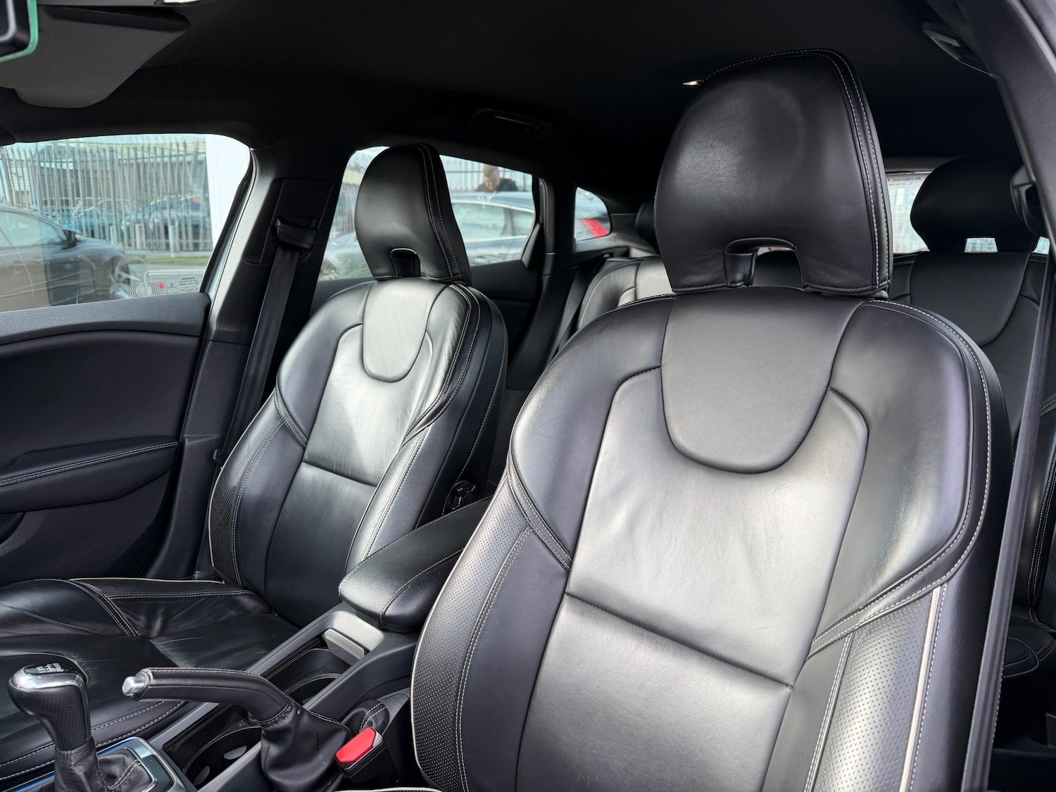 Used Volvo V40 2016 for sale - 77530201: Photo 4