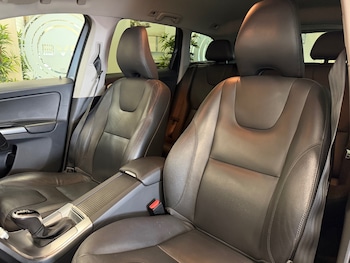 Used Volvo XC60 2017 for sale - 78454534: Photo