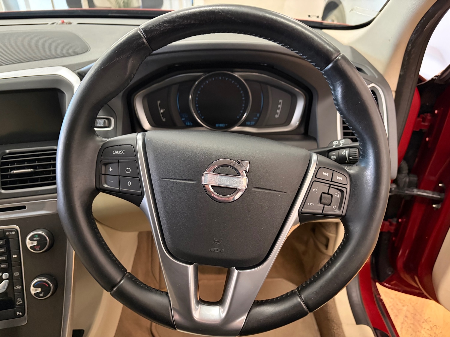 Used Volvo XC60 2014 for sale - 76517607: Photo 13