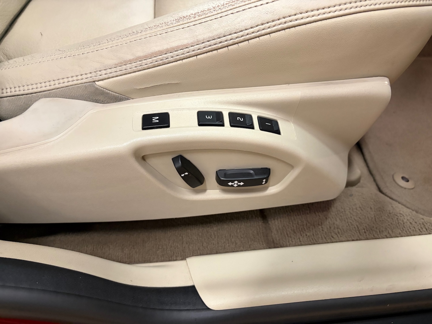 Used Volvo XC60 2014 for sale - 76517607: Photo 15