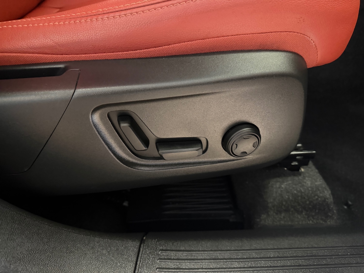 Used Volvo XC40 2020 for sale - 77963763: Photo 12