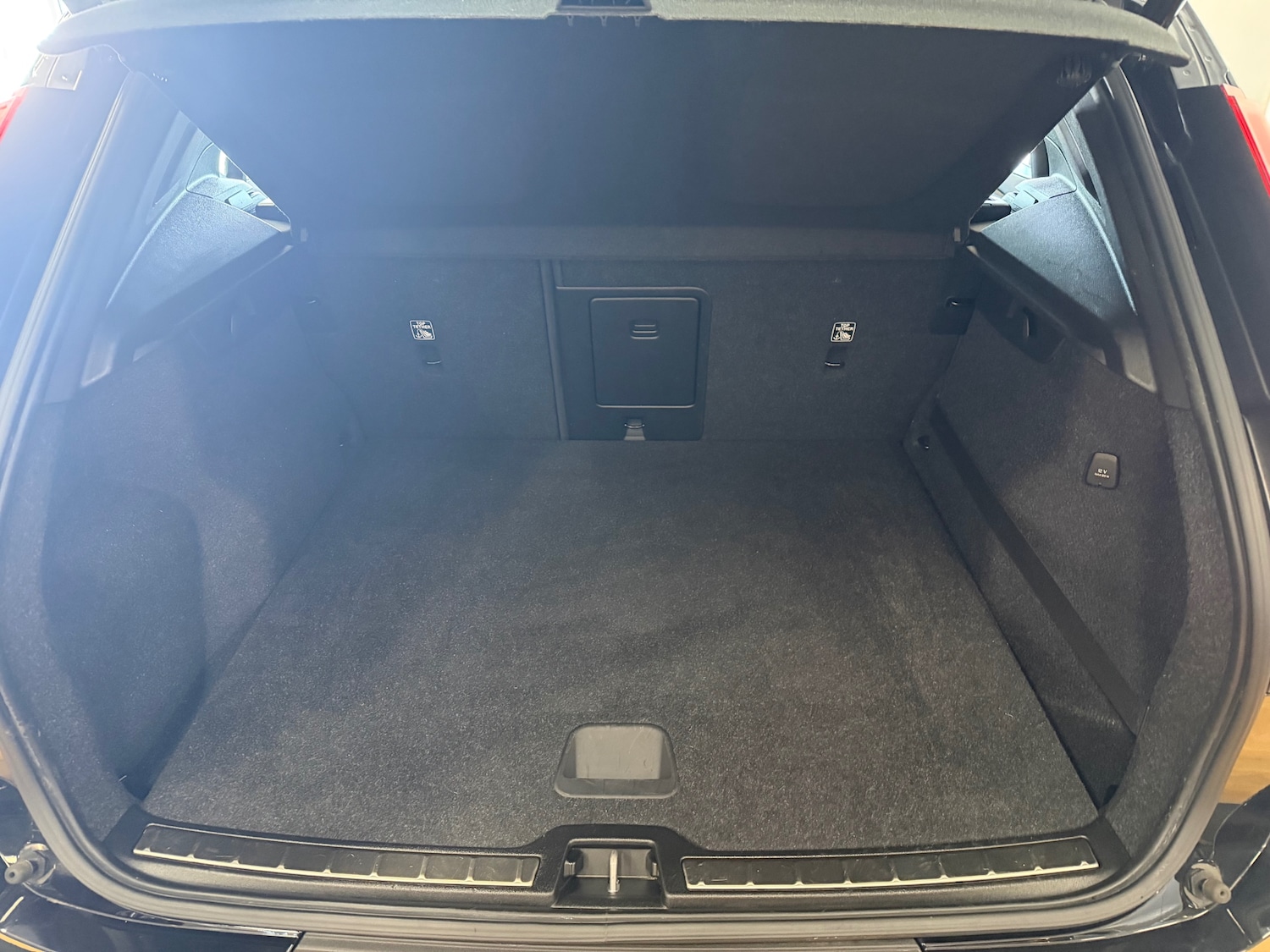 Used Volvo XC40 2020 for sale - 77963763: Photo 6