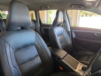 Used Volvo V70 2015 for sale - 76026875: Photo
