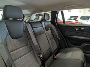 Used Volvo V60 2022 for sale - 75096475: Photo