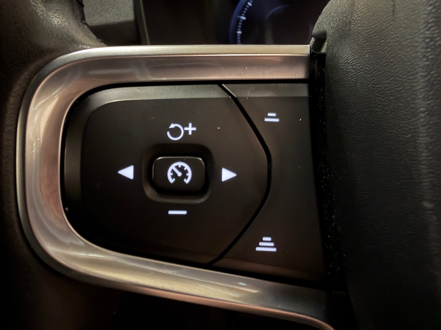 Used Volvo XC40 2019 for sale - 77391734: Photo 15