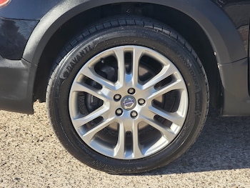 Used Volvo XC70 2013 for sale - 76075929: Photo