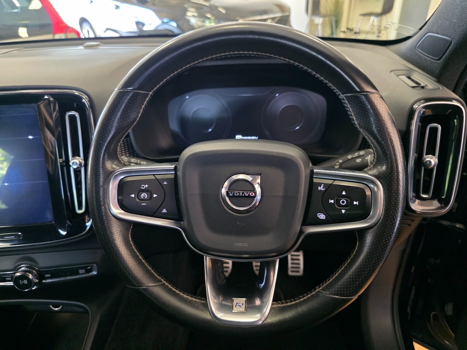 Used Volvo XC40 2019 for sale - 76027790: Photo 12