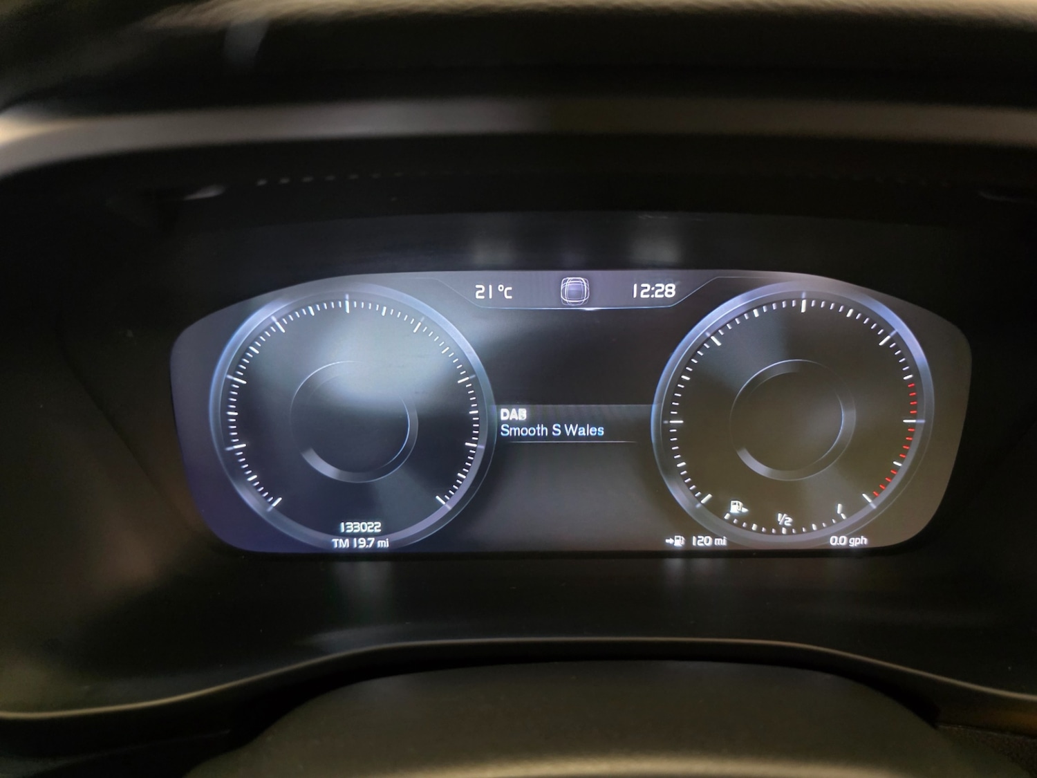 Used Volvo XC40 2019 for sale - 76027790: Photo 15