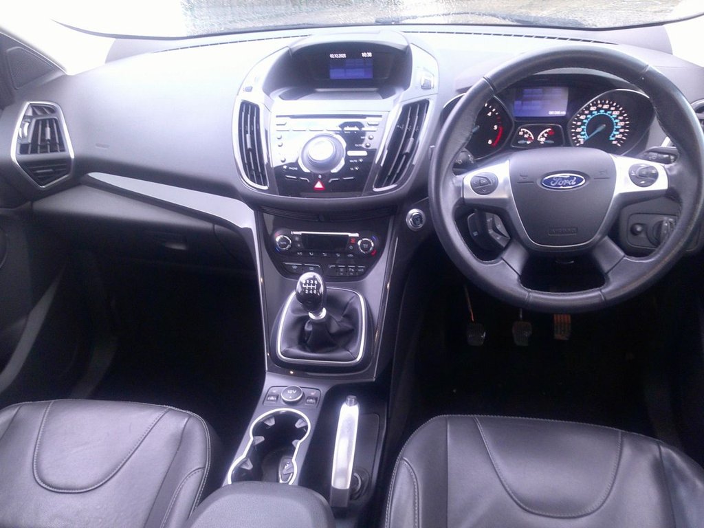 Used Ford Kuga 2014 for sale - 76986354: Photo 3