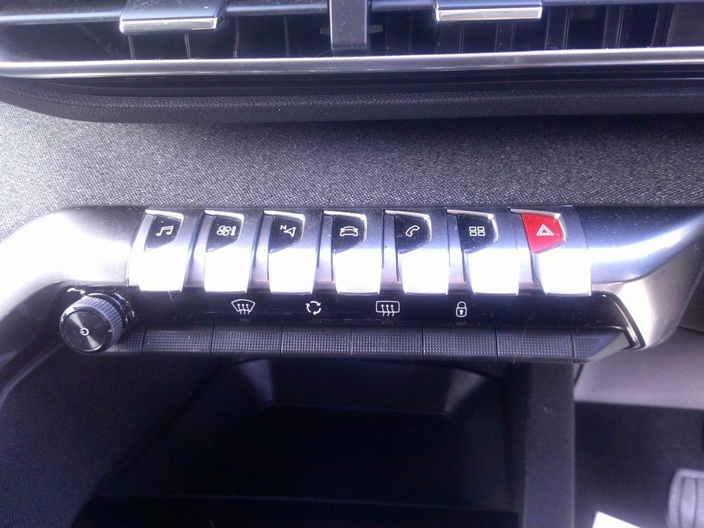 Used Peugeot 3008 2019 for sale - 76647262: Photo 34