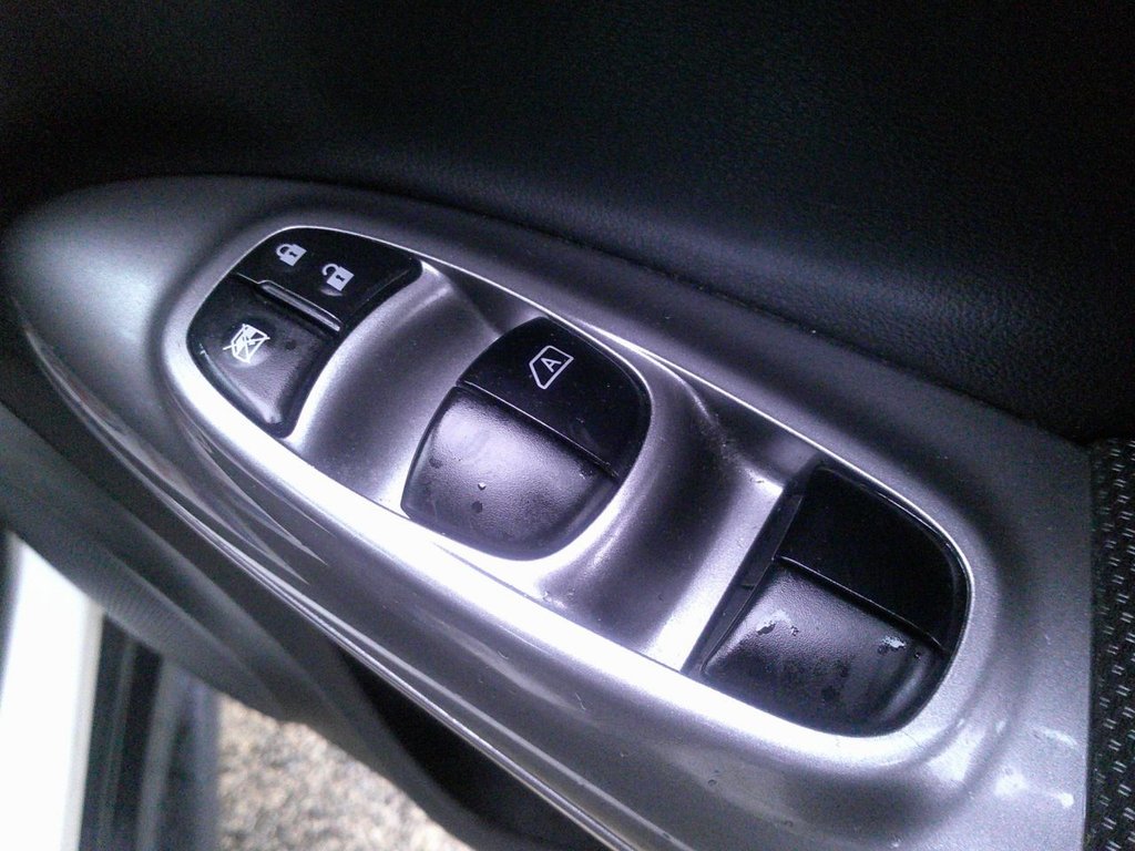 Used Nissan Juke 2014 for sale - 77139696: Photo 18