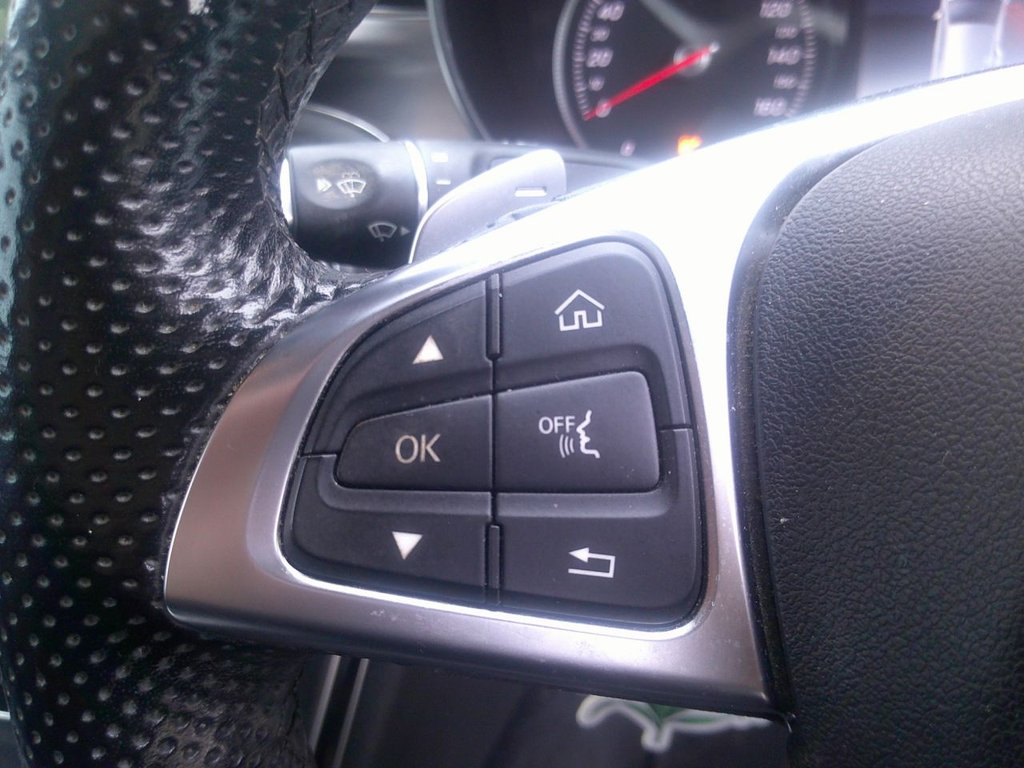 Used Mercedes-Benz C Class 2018 for sale - 76647276: Photo 18