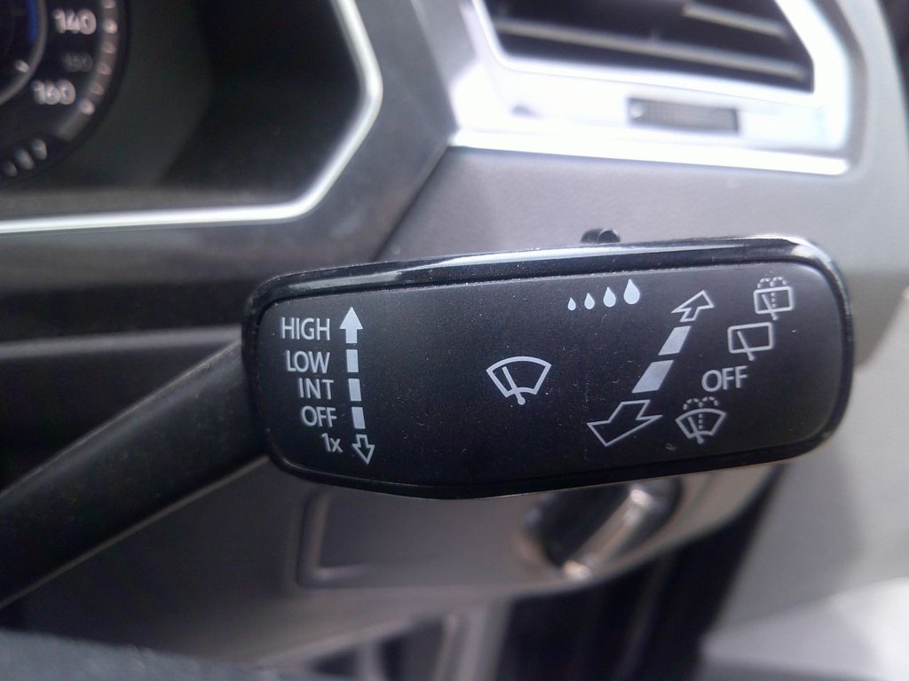 Used Volkswagen Tiguan 2018 for sale - 76647244: Photo 32