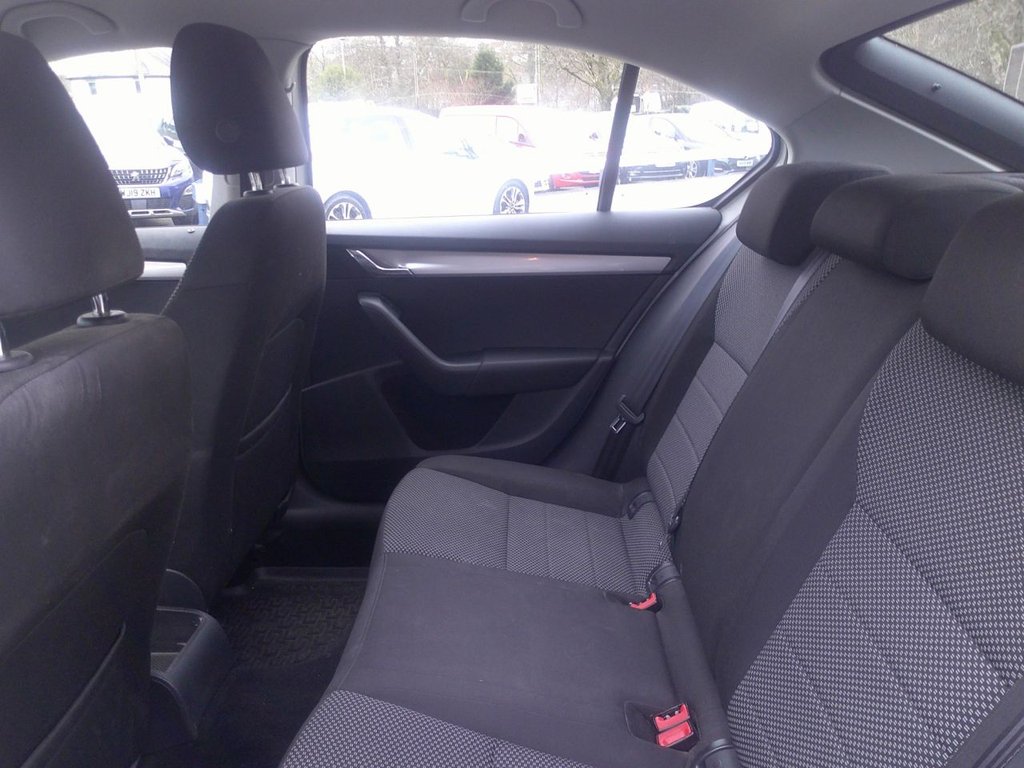 Used Skoda Octavia 2013 for sale - 76901133: Photo 9