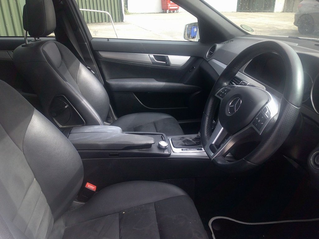 Used Mercedes-Benz C Class 2014 for sale - 76647243: Photo 10