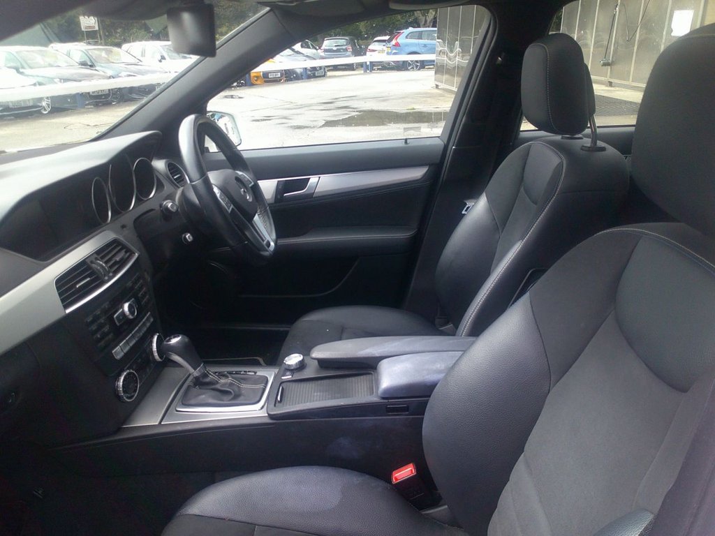 Used Mercedes-Benz C Class 2014 for sale - 76647243: Photo 12