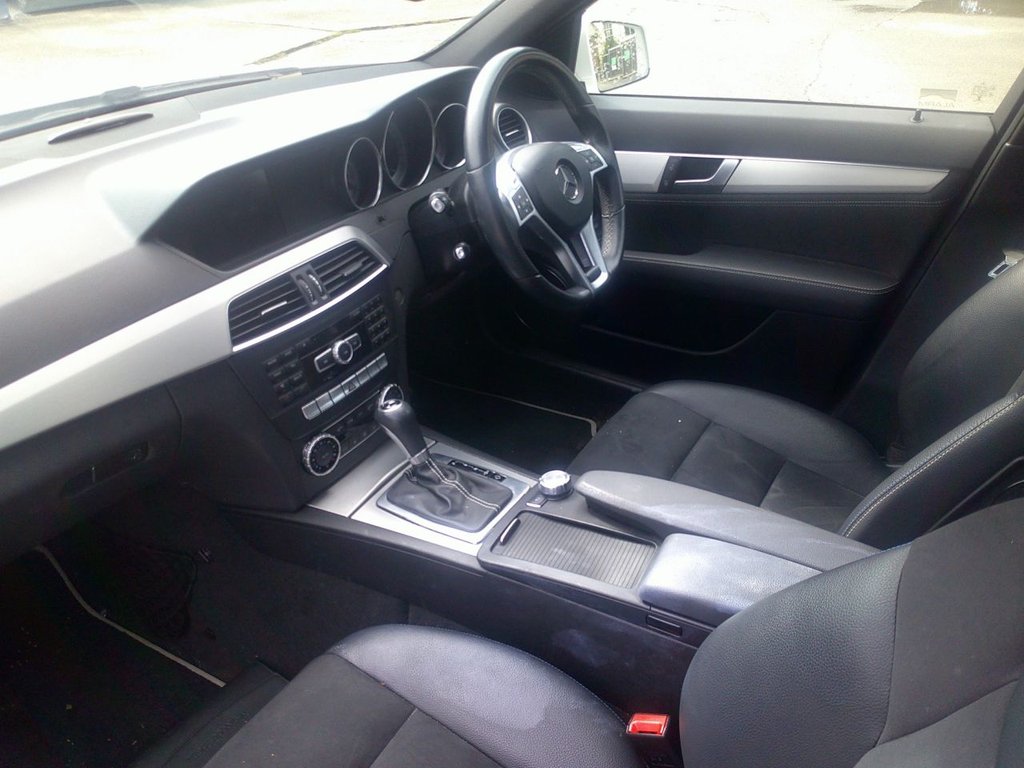 Used Mercedes-Benz C Class 2014 for sale - 76647243: Photo 26