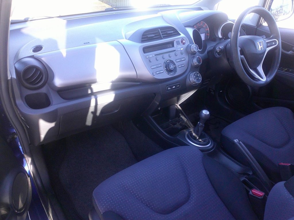 Used Honda Jazz 2009 for sale - 77110939: Photo 11