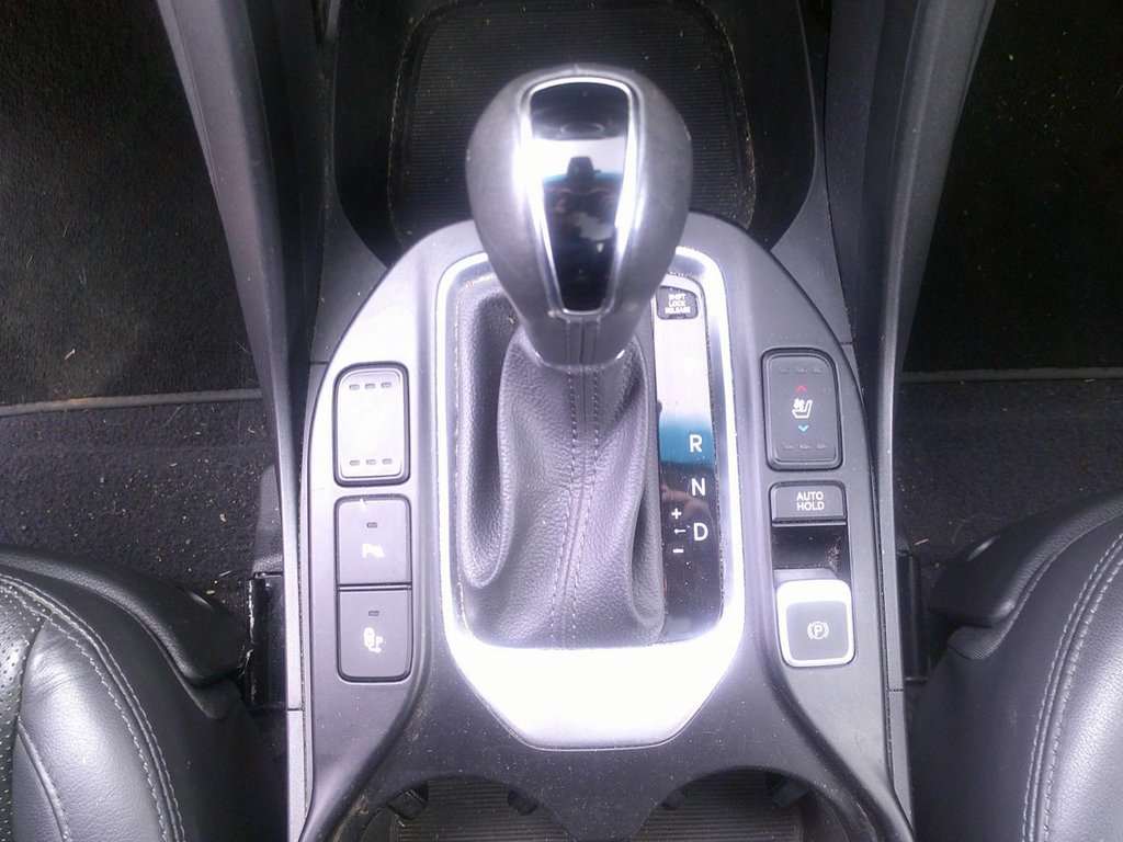 Used Hyundai Santa Fe 2015 for sale - 77879880: Photo 12