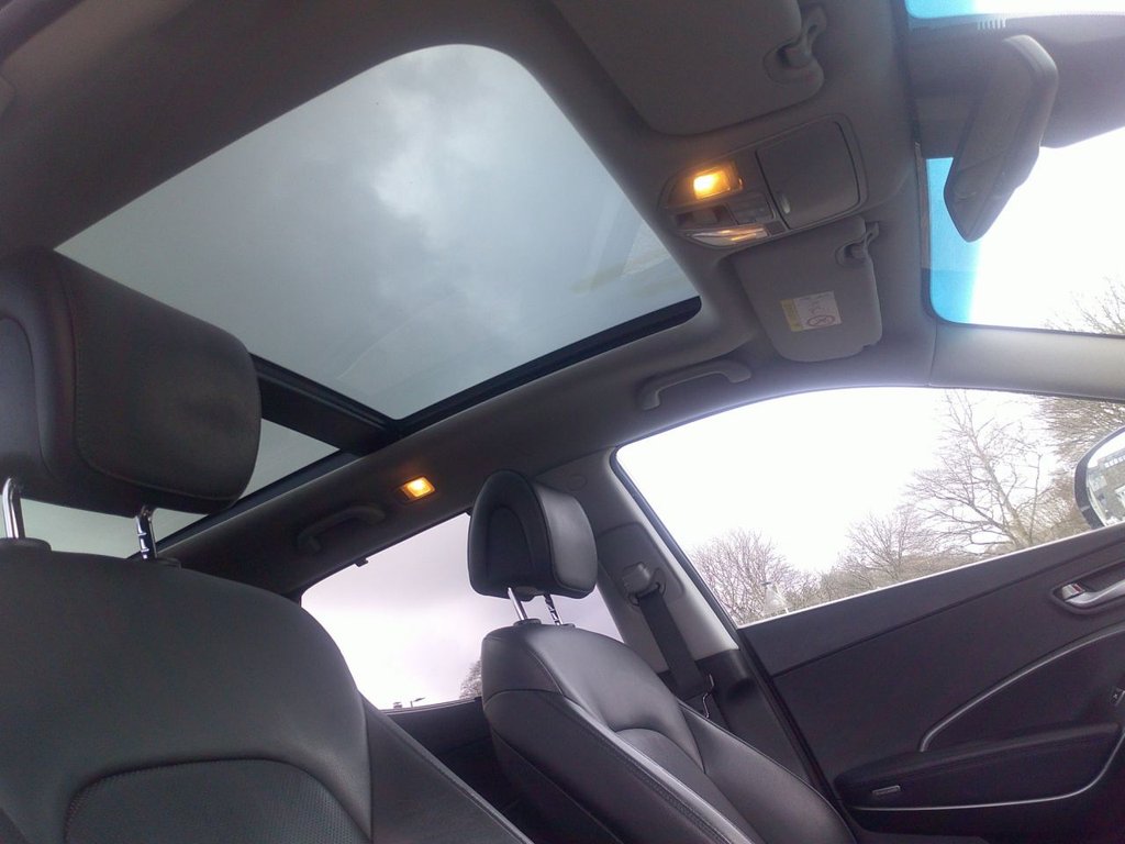 Used Hyundai Santa Fe 2015 for sale - 77879880: Photo 14