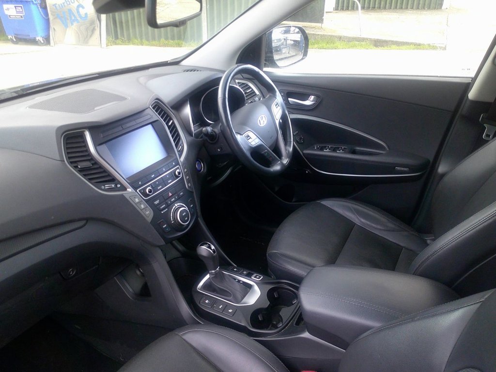 Used Hyundai Santa Fe 2015 for sale - 77879880: Photo 33