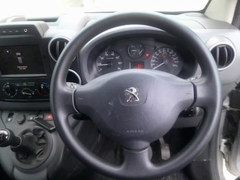Used Peugeot Partner 2018 for sale - 78955195: Photo
