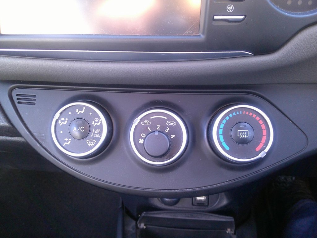 Used Toyota Yaris 2019 for sale - 77133370: Photo 29