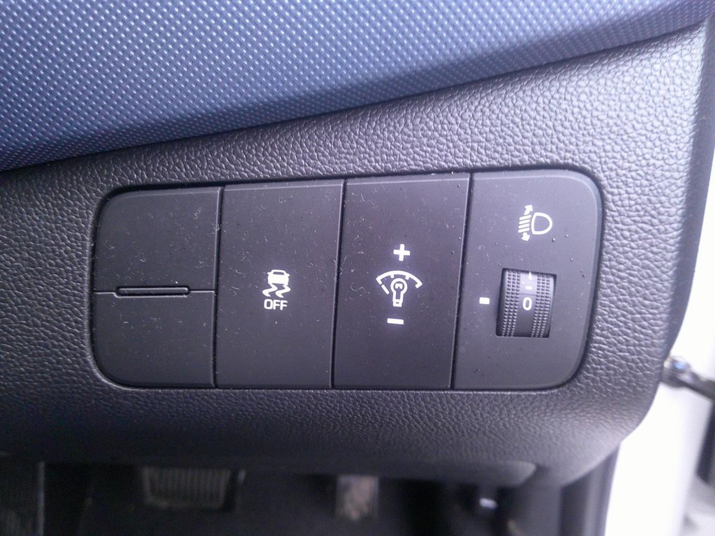 Used Hyundai i10 2016 for sale - 77835850: Photo 21