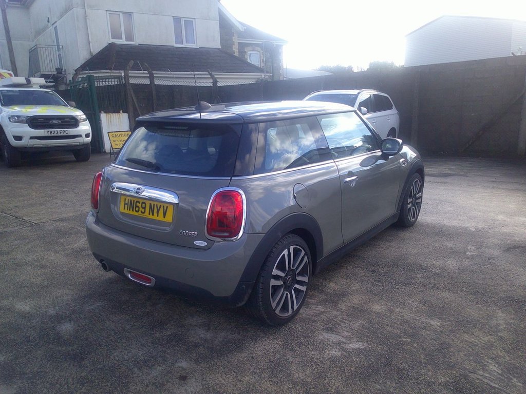 Used MINI Hatch 2019 for sale - 77250725: Photo 13