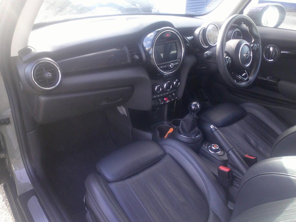 Used MINI Hatch 2019 for sale - 77250725: Photo 16